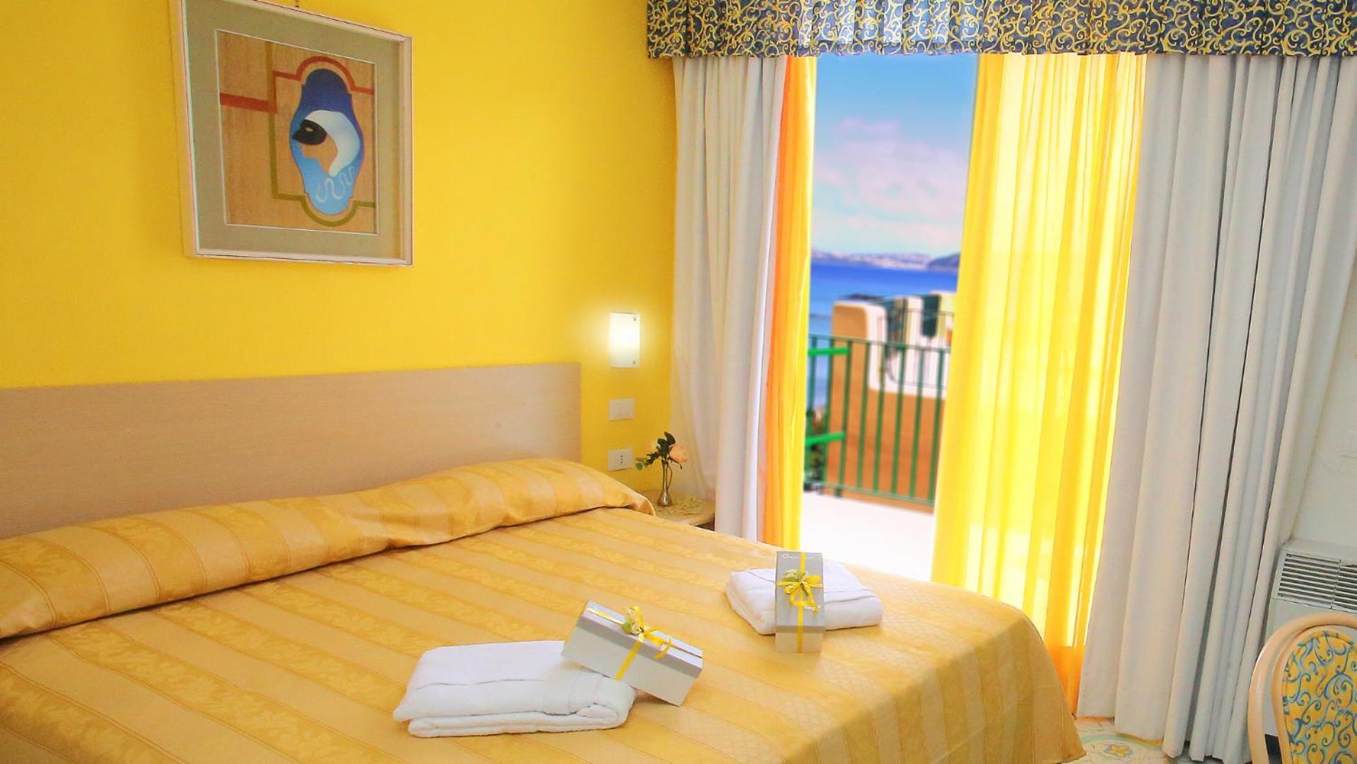Hotel Solemare Beach & Beauty Spa Иския Екстериор снимка