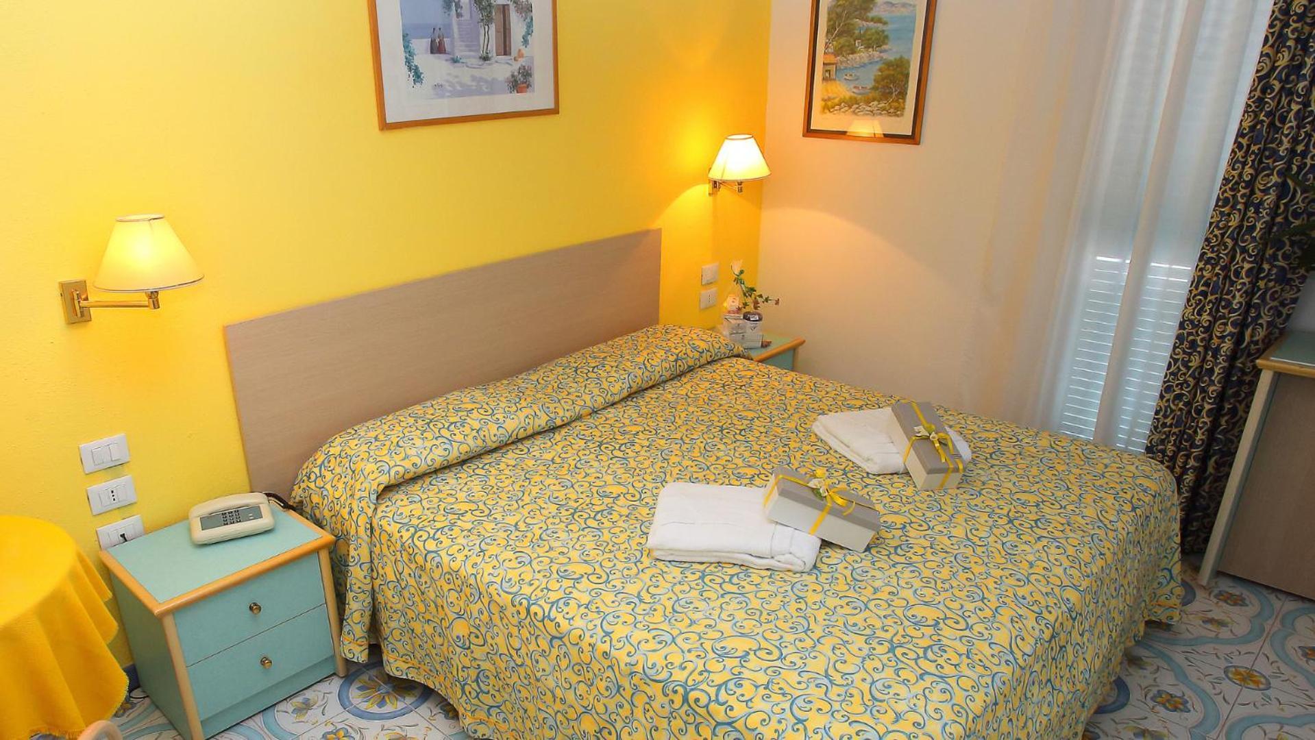 Hotel Solemare Beach & Beauty Spa Иския Екстериор снимка