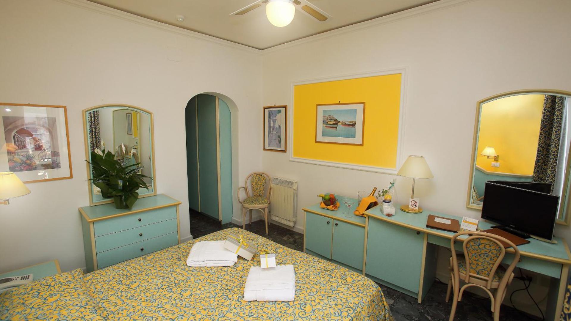 Hotel Solemare Beach & Beauty Spa Иския Екстериор снимка